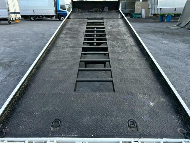 MITSUBISHI FUSOU FIGHTER 2005 Image 31