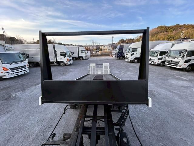 MITSUBISHI FUSOU FIGHTER 2005 Image 31