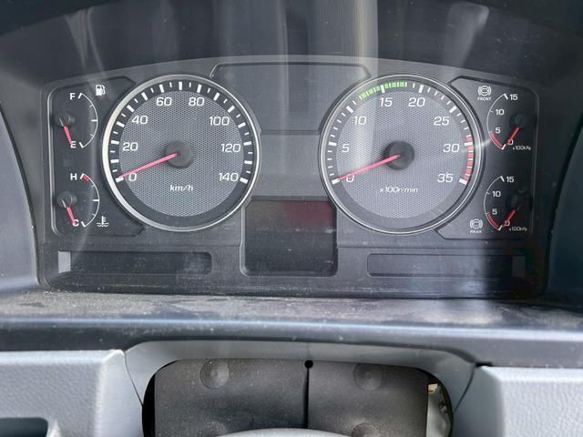 MITSUBISHI FUSOU FIGHTER 2005 Image 31