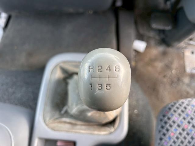 MITSUBISHI FUSOU FIGHTER 2005 Image 31