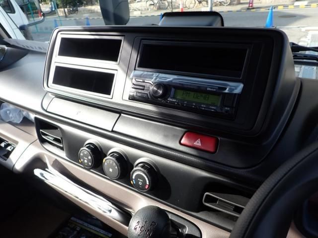 MITSUBISHI CANTER 2025 Image 31