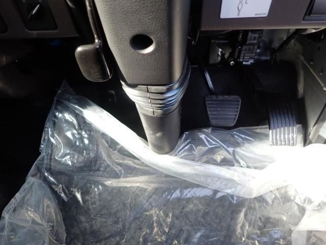 MITSUBISHI CANTER 2025 Image 31