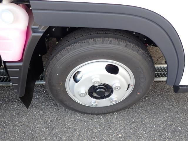 MITSUBISHI CANTER 2025 Image 31