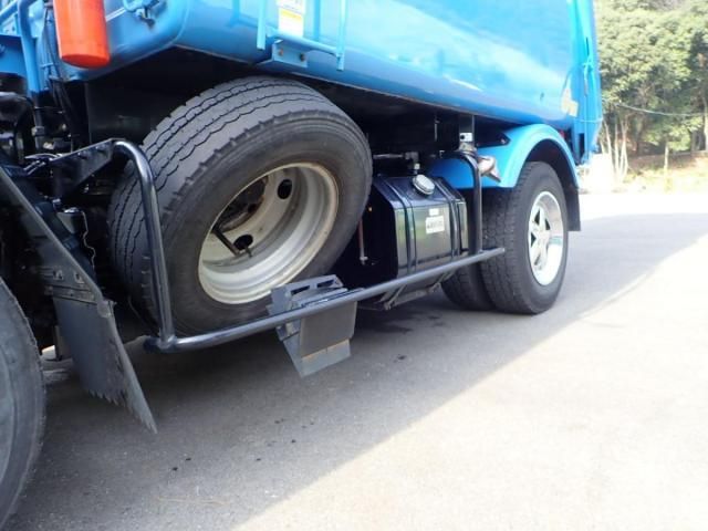 ISUZU ELF 2006 Image 31