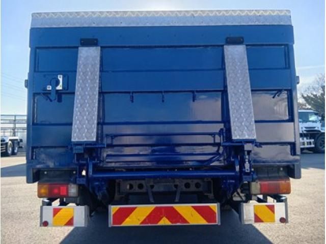 HINO DUTRO 2016 Image 31