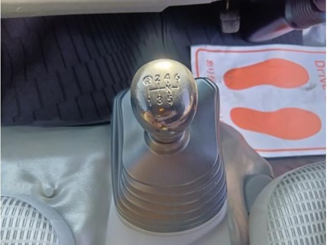 HINO DUTRO 2016 Image 31