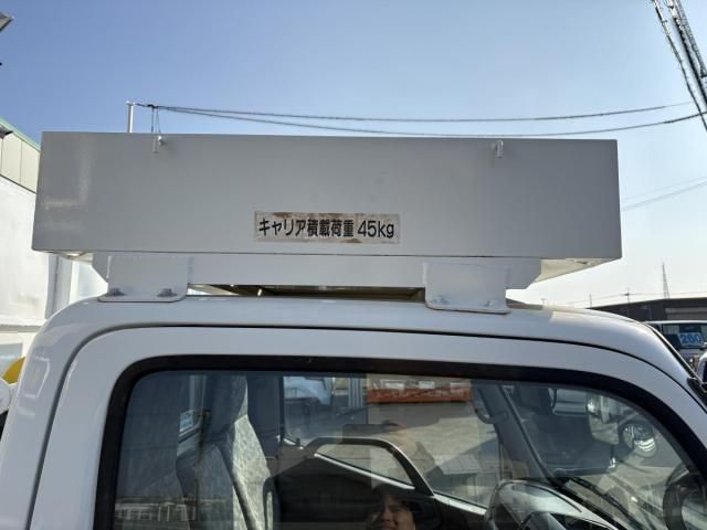 TOYOTA DYNA 2006 Image 31