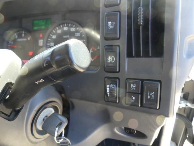 ISUZU ELF 2020 Image 31