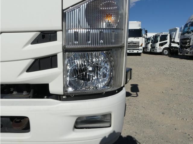 ISUZU ELF 2020 Image 31