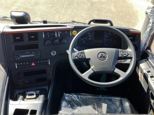 MITSUBISHI FUSOU SUPER GREAT 2025 Image 31