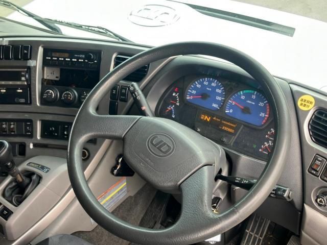 NISSAN DIESEL QUON 2011 Image 31