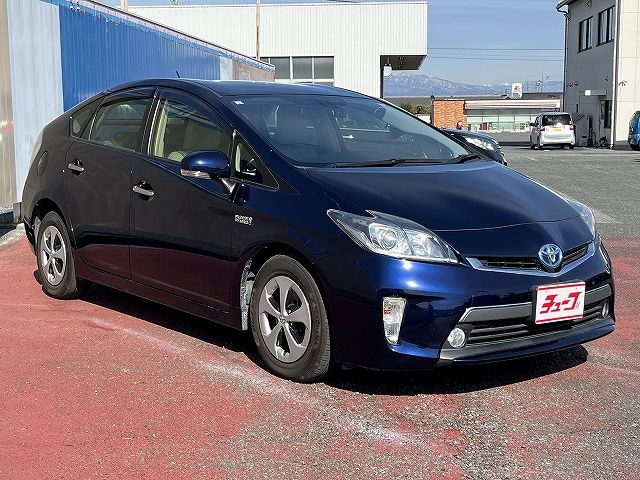 TOYOTA PRIUS PHV 2013 Image 31