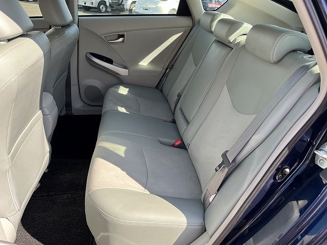 TOYOTA PRIUS PHV 2013 Image 31