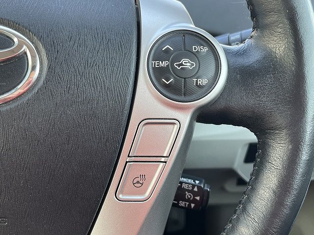 TOYOTA PRIUS PHV 2013 Image 31