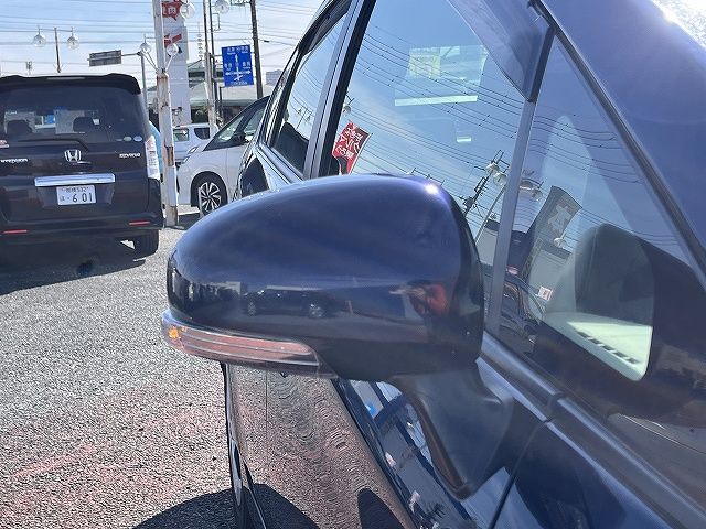 TOYOTA PRIUS PHV 2013 Image 31