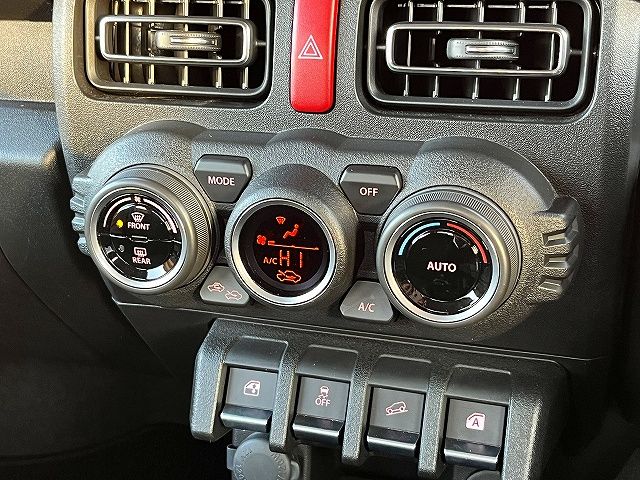 SUZUKI JIMNY 4WD 2023 Image 31