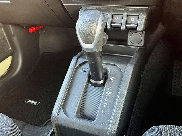SUZUKI JIMNY 4WD 2023 Image 31