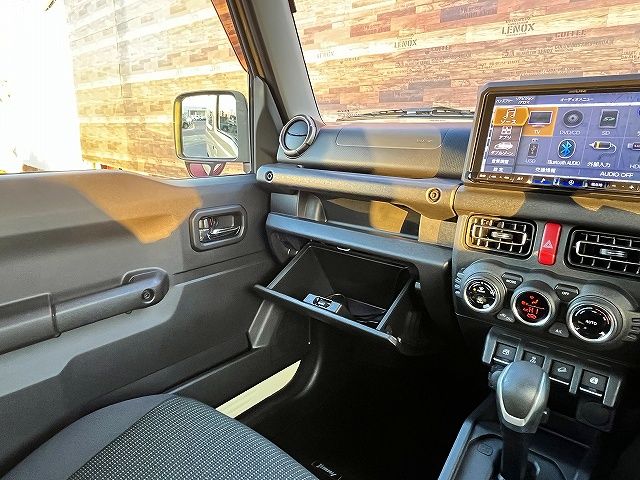 SUZUKI JIMNY 4WD 2023 Image 31