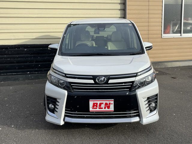 TOYOTA VOXY 2016 Image 31