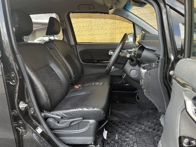 DAIHATSU MOVE CUSTOM 2020 Image 31