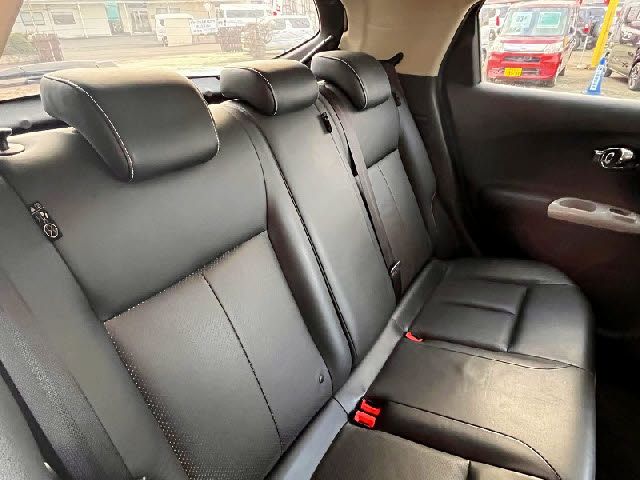 NISSAN JUKE 2012 Image 31