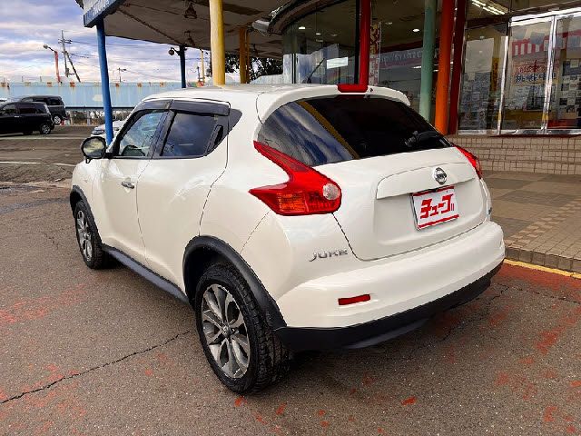NISSAN JUKE 2012 Image 31