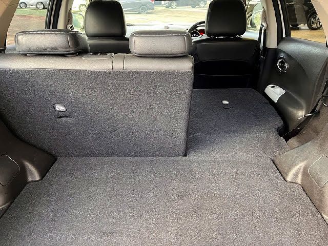 NISSAN JUKE 2012 Image 31