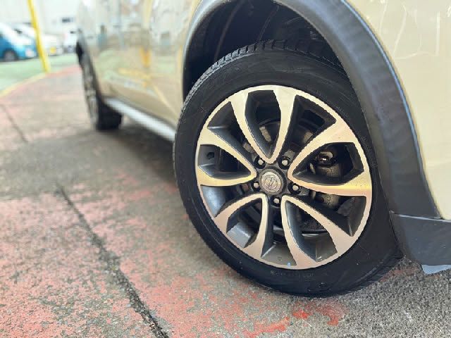 NISSAN JUKE 2012 Image 31