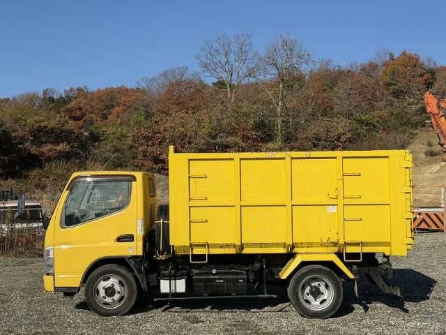 MITSUBISHI CANTER 2011 Image 31