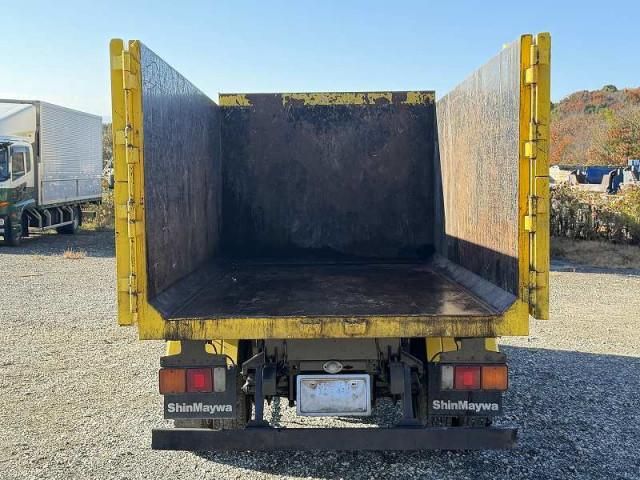 MITSUBISHI CANTER 2011 Image 31