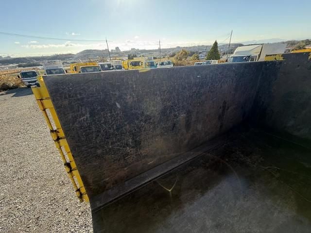 MITSUBISHI CANTER 2011 Image 31