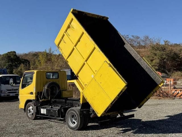 MITSUBISHI CANTER 2011 Image 31