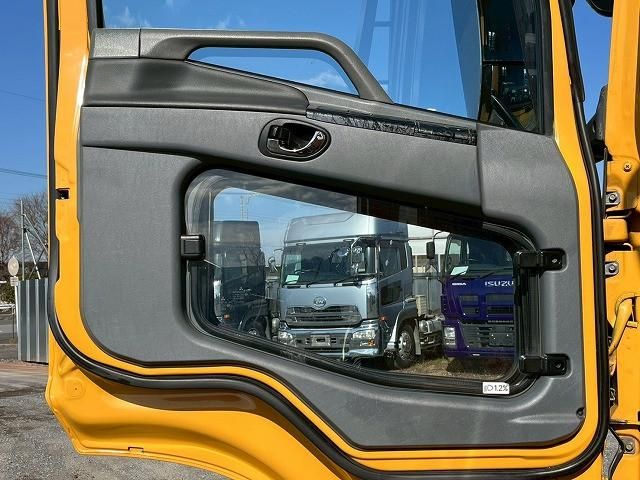 MITSUBISHI FUSOU SUPER GREAT 2013 Image 31