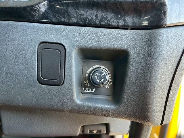 MITSUBISHI FUSOU SUPER GREAT 2013 Image 31