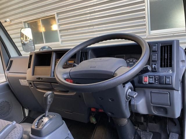 ISUZU ELF 2018 Image 31