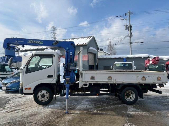 HINO DUTRO 2012 Image 31