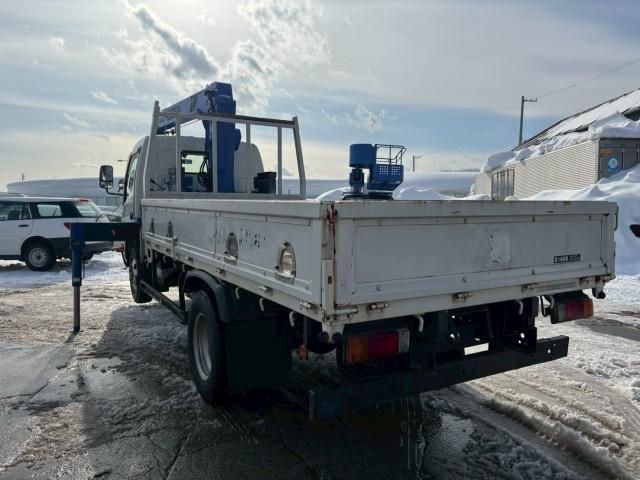 HINO DUTRO 2012 Image 31