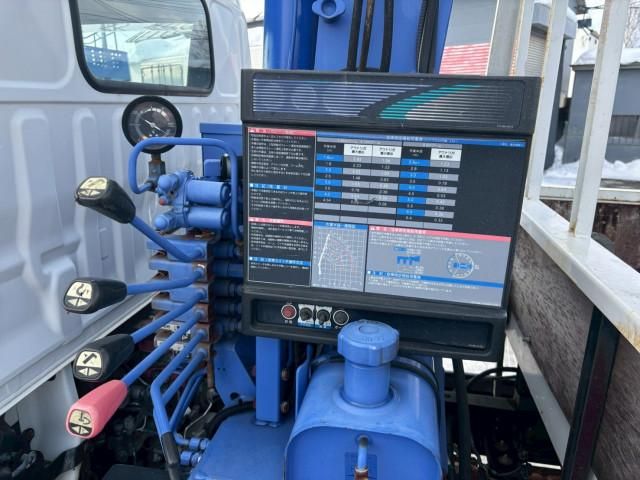 HINO DUTRO 2012 Image 31