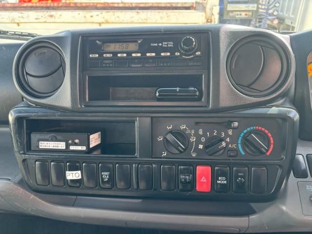 HINO DUTRO 2012 Image 31