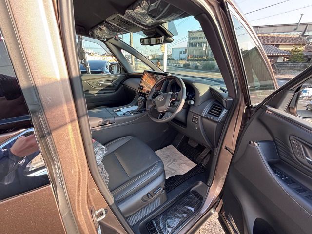 TOYOTA ALPHARD HYBRID 2024 Image 31