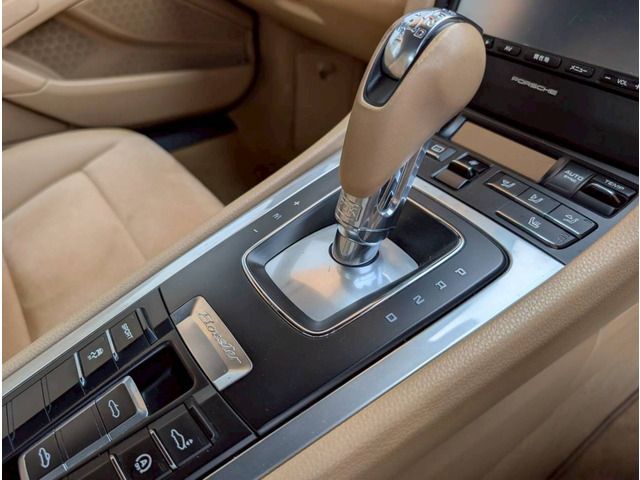 PORSCHE BOXSTER 2015 Image 31