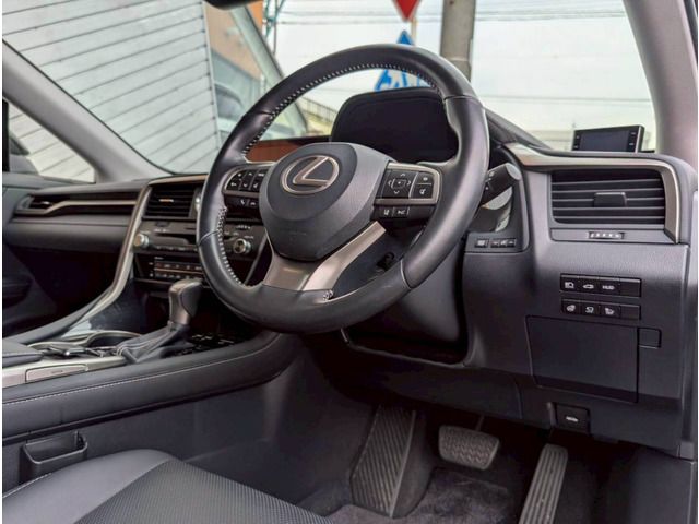 TOYOTA LEXUS RX450H 2WD 2017 Image 31