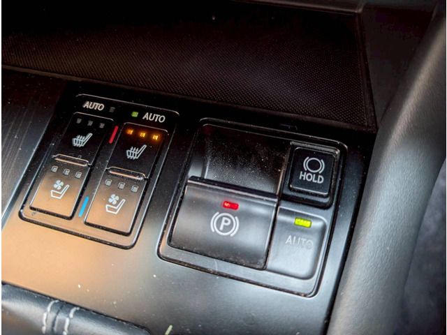 TOYOTA LEXUS RX450H 2WD 2017 Image 31