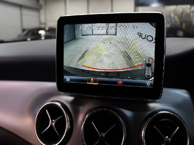 MERCEDES BENZ CLA SH 2017 Image 31