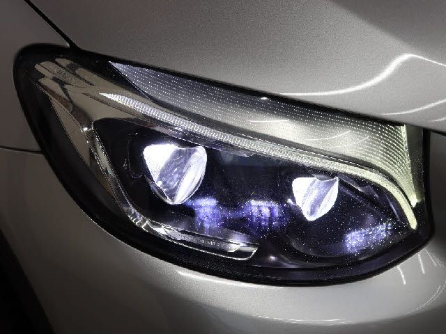 MERCEDES BENZ GLC CL 2016 Image 31