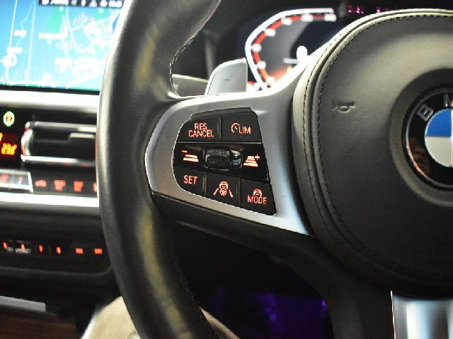 BMW 3SERIES SEDAN 2019 Image 31