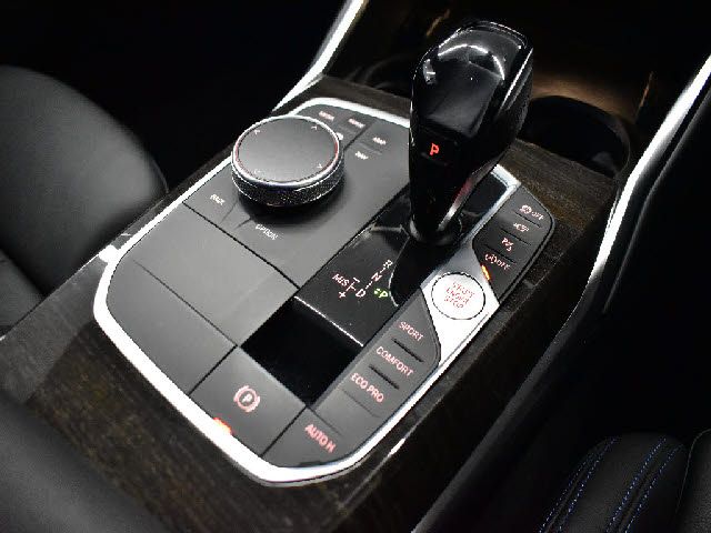 BMW 3SERIES SEDAN 2019 Image 31