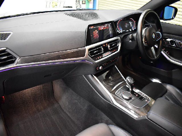 BMW 3SERIES SEDAN 2019 Image 31