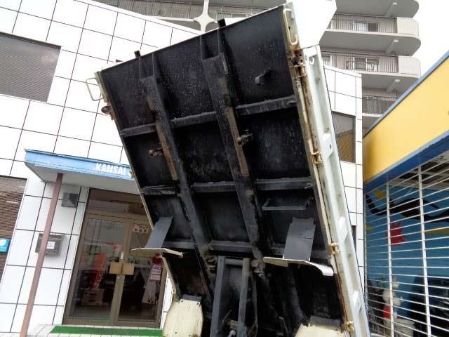 HINO DUTRO 2014 Image 31