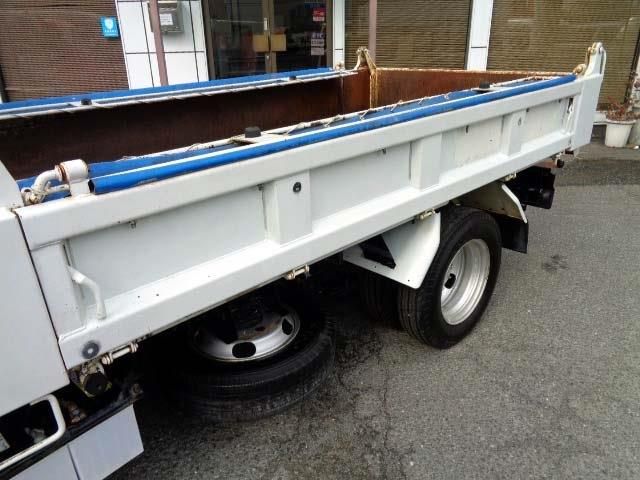 HINO DUTRO 2014 Image 31